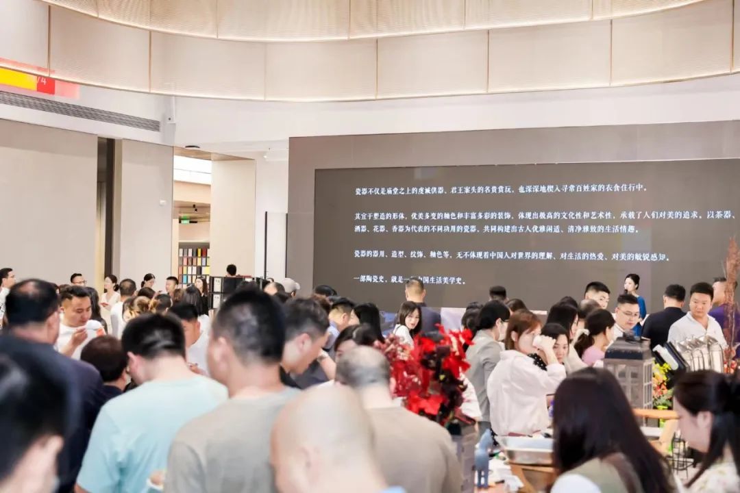 新鹰牌 创未来｜鹰牌新总部展厅盛大揭幕&中国瓷IP新品隆重上市！(图22)